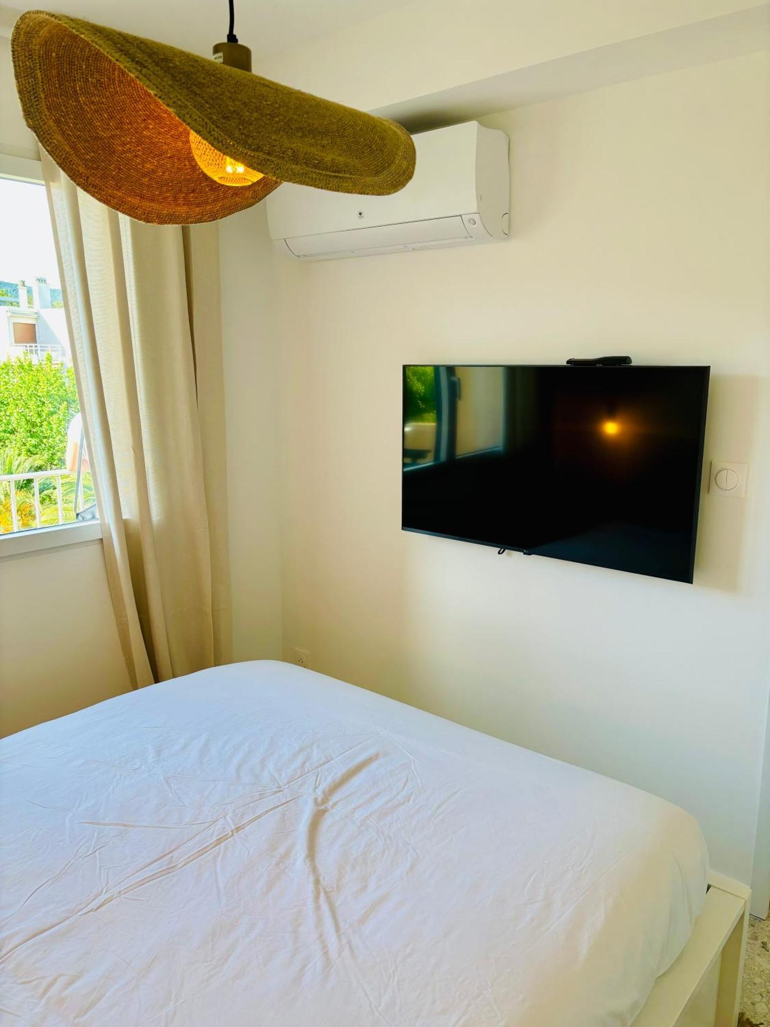 Appartement 5*, Vue Mer Et Acces Plage Cavalaire-sur-Mer Exteriör bild
