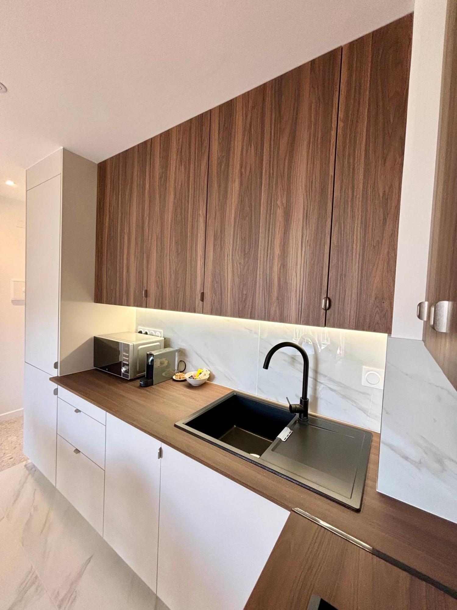 Appartement 5*, Vue Mer Et Acces Plage Cavalaire-sur-Mer Exteriör bild