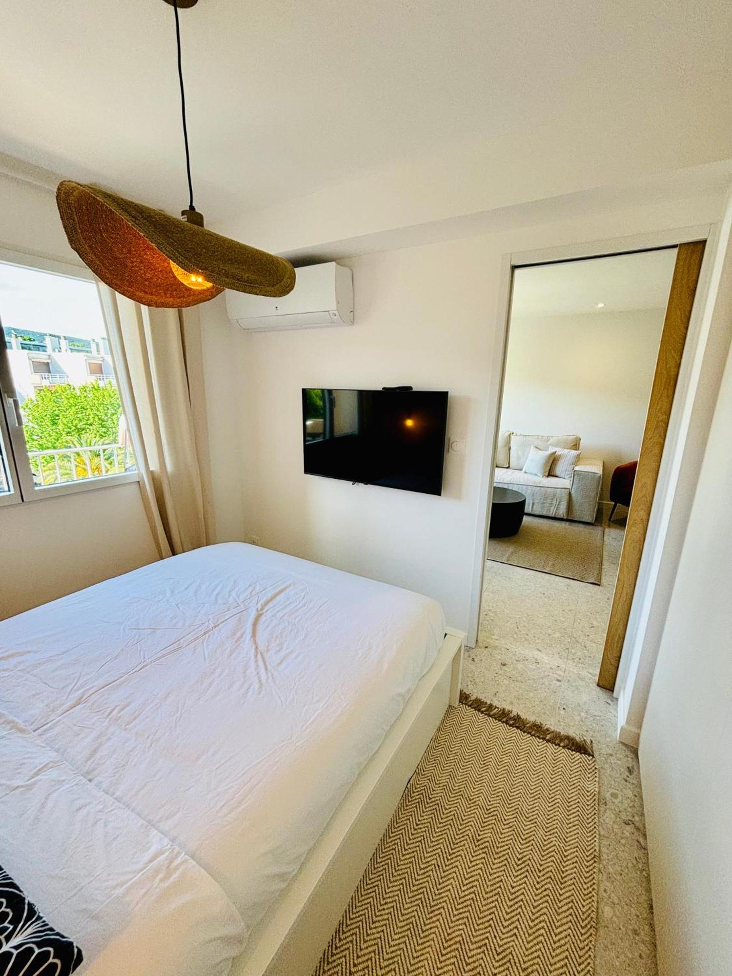 Appartement 5*, Vue Mer Et Acces Plage Cavalaire-sur-Mer Exteriör bild