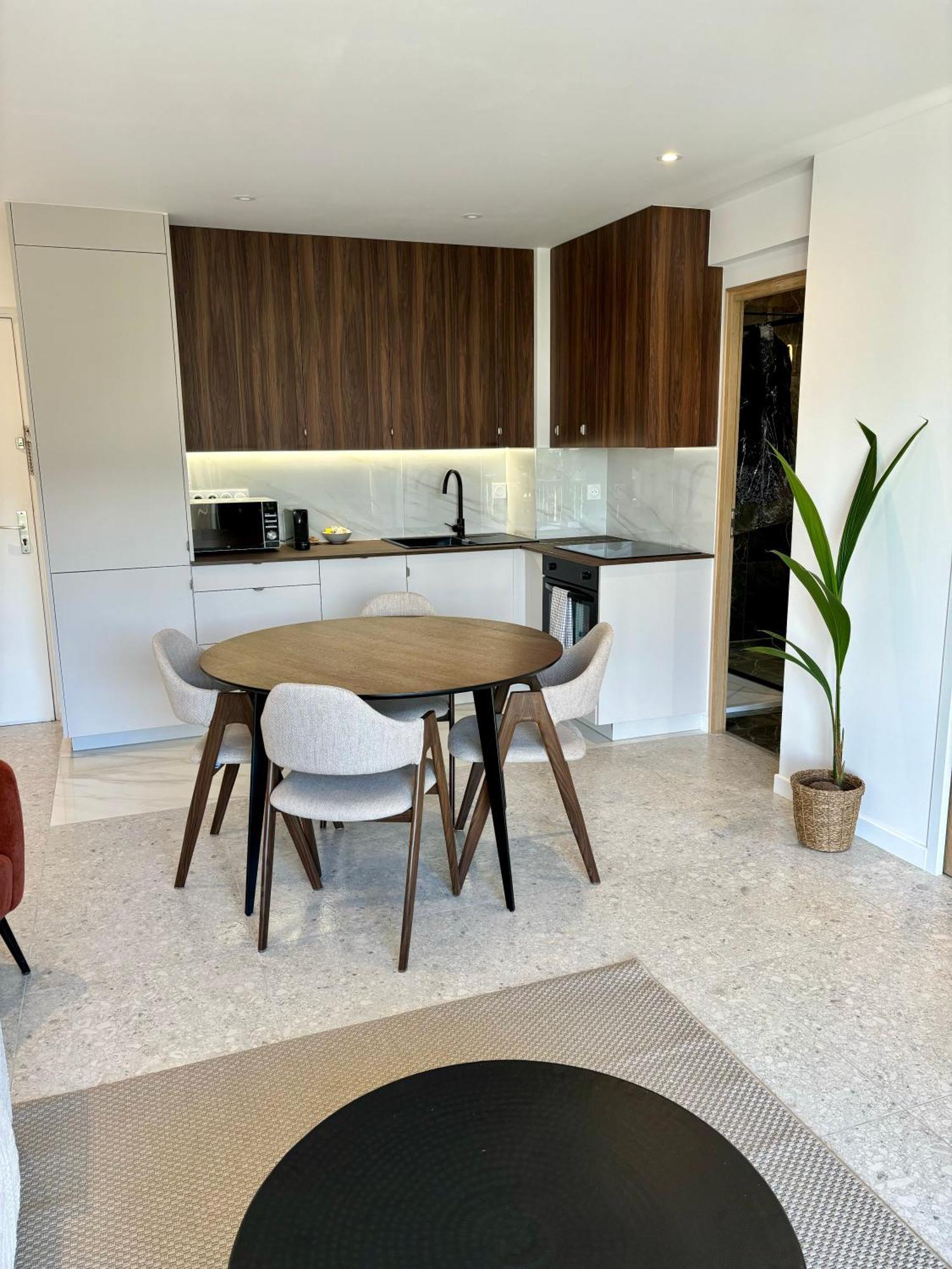 Appartement 5*, Vue Mer Et Acces Plage Cavalaire-sur-Mer Exteriör bild