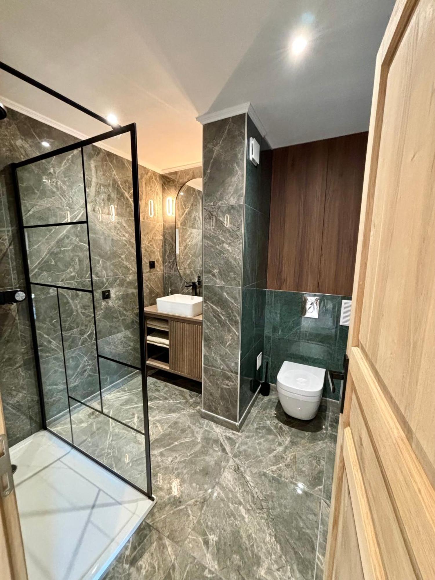 Appartement 5*, Vue Mer Et Acces Plage Cavalaire-sur-Mer Exteriör bild